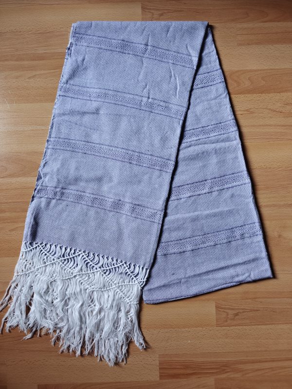 Close Weave Rebozos 2.7 meter Rhomboid pattern on white weft - Image 16