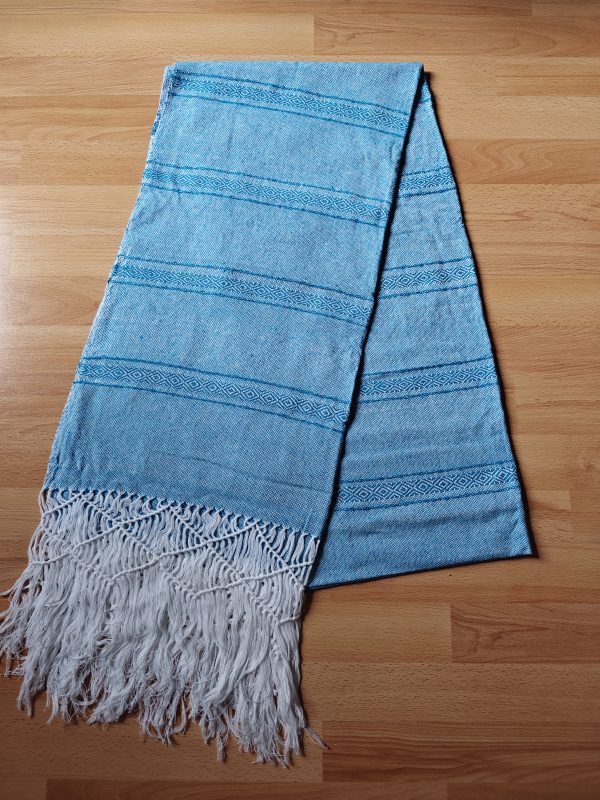 Close Weave Rebozos 2.7 meter Rhomboid pattern on white weft - Image 14