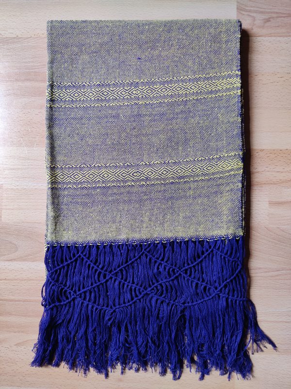 close weave rebozo purple yellow
