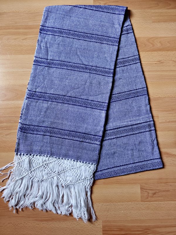 Close Weave Rebozos 2.7 meter Rhomboid pattern on white weft - Image 12