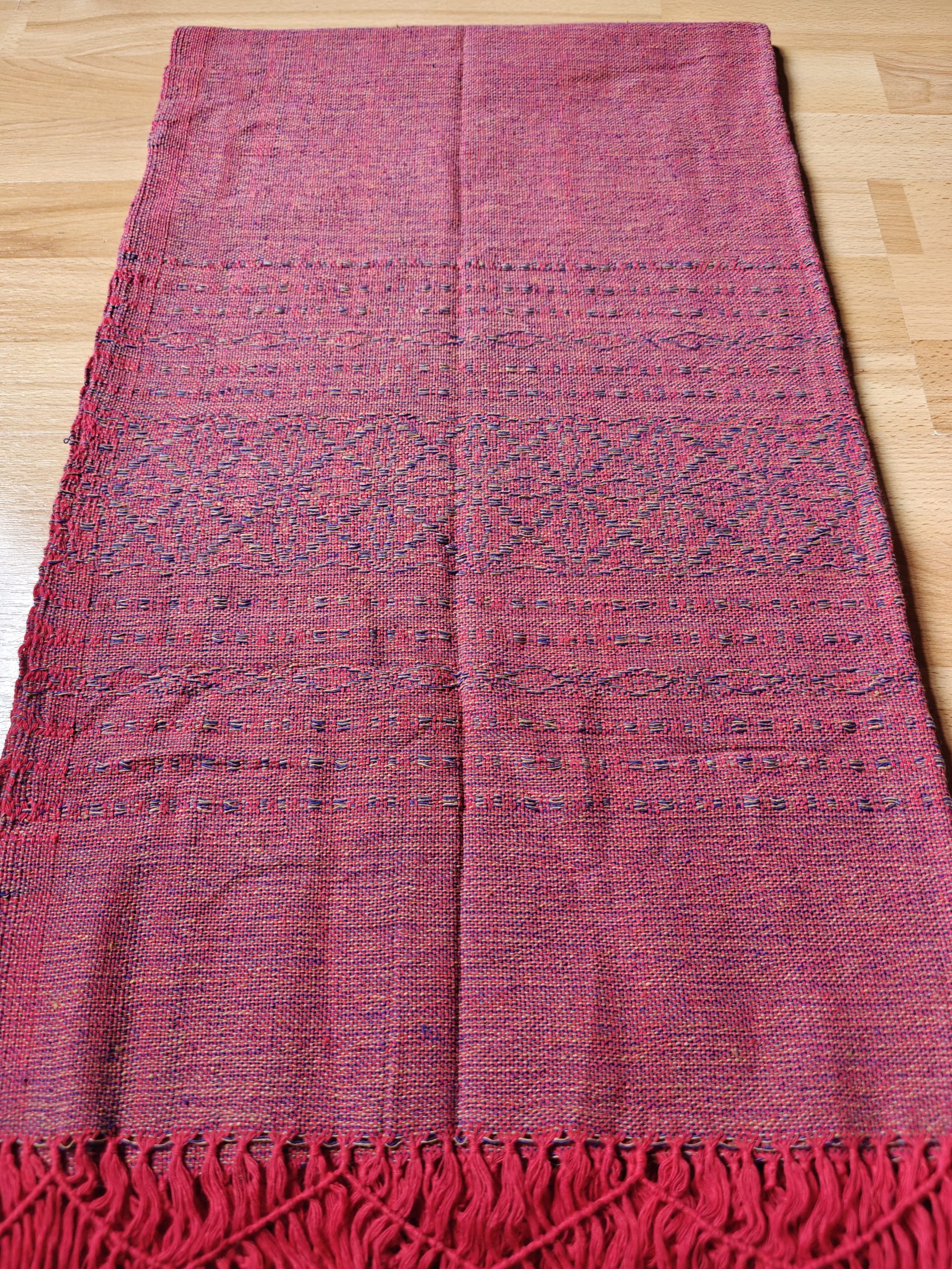 Extra-Wide Close Weave Rebozos 2.6 to 3 meter, with gorgeous patterns on the endings - Image 7