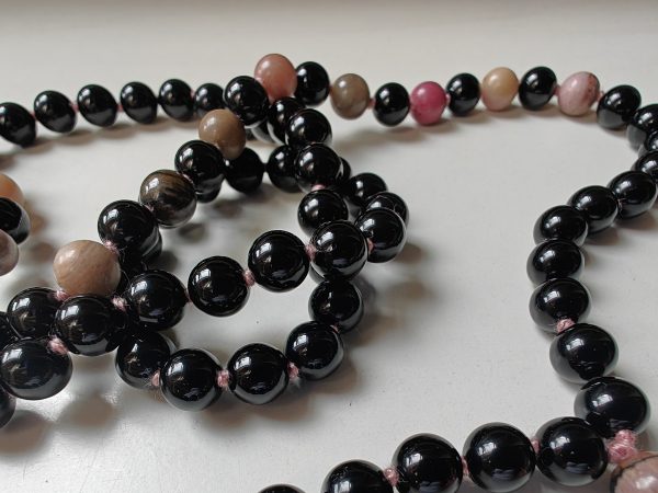 108 bead 8mm Black Agate & Rhodonite Mala on Old Rose / Dusty Pink Thread - Image 17