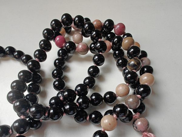 108 bead 8mm Black Agate & Rhodonite Mala on Old Rose / Dusty Pink Thread - Image 12
