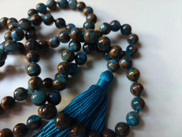 108 bead 8mm Aqua Blue Mosaic Chalcedony Quartz - Image 5