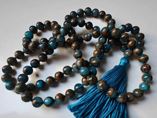 108 bead 8mm Aqua Blue Mosaic Chalcedony Quartz