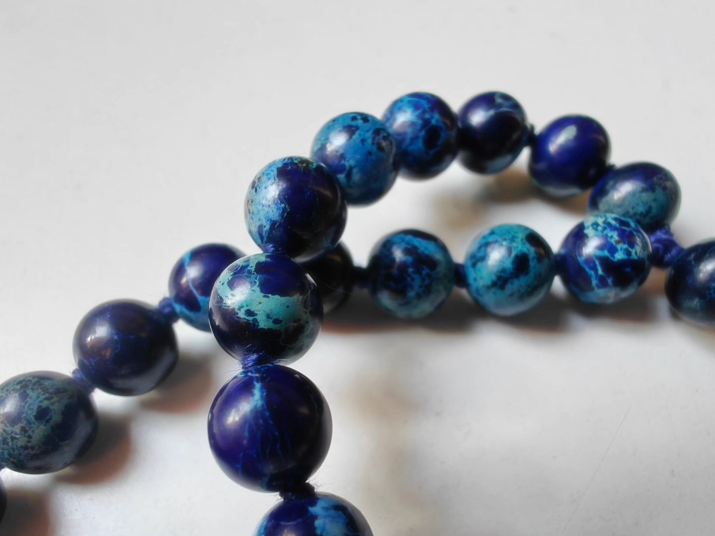 27 bead 8mm Stormy Navy Blue Imperial / Sea Sediment Jasper Mala - Image 4
