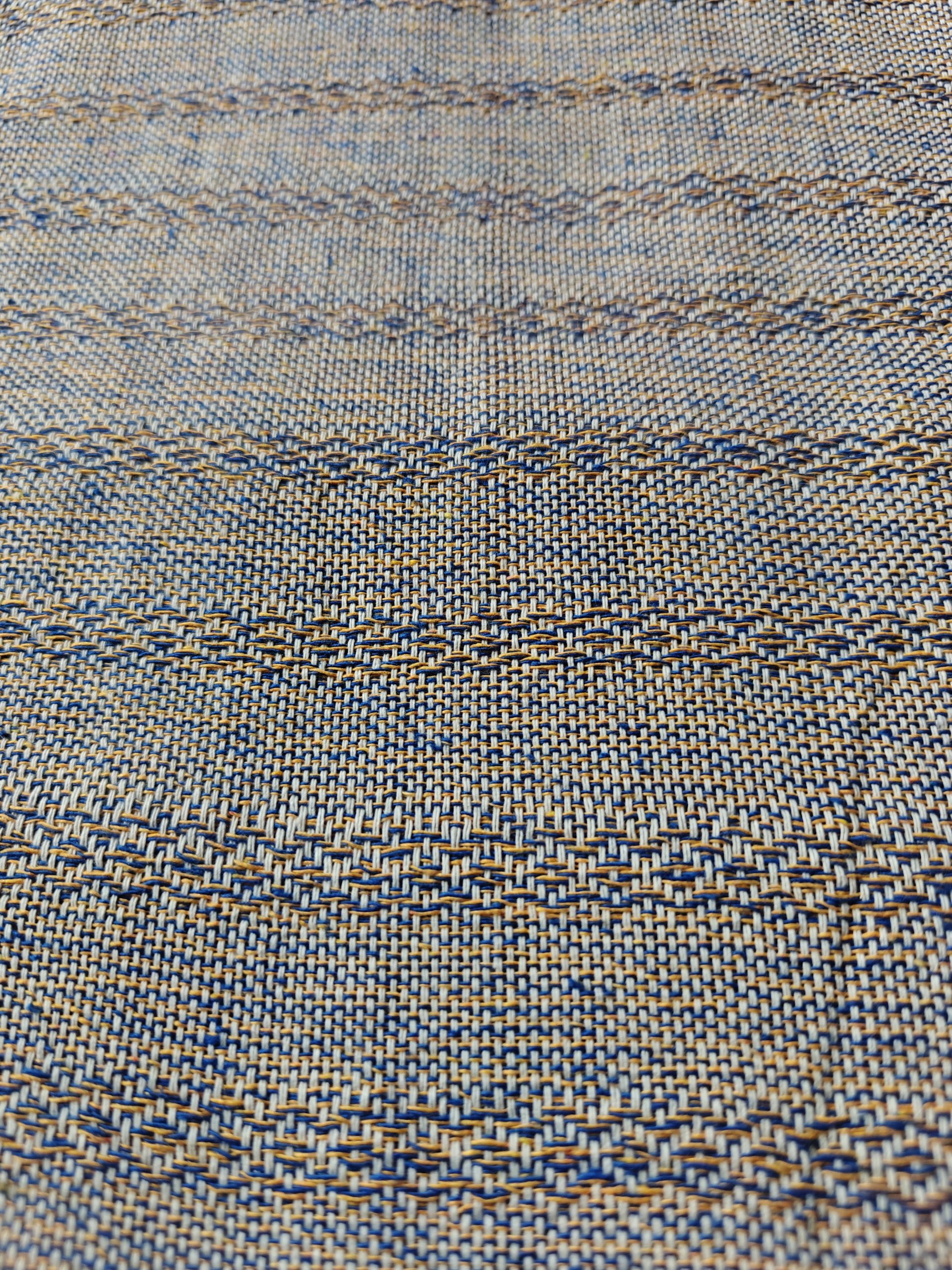 Close Weave Rebozos 2.5 meter Rhomboid pattern w/ simpler tassels - Image 4