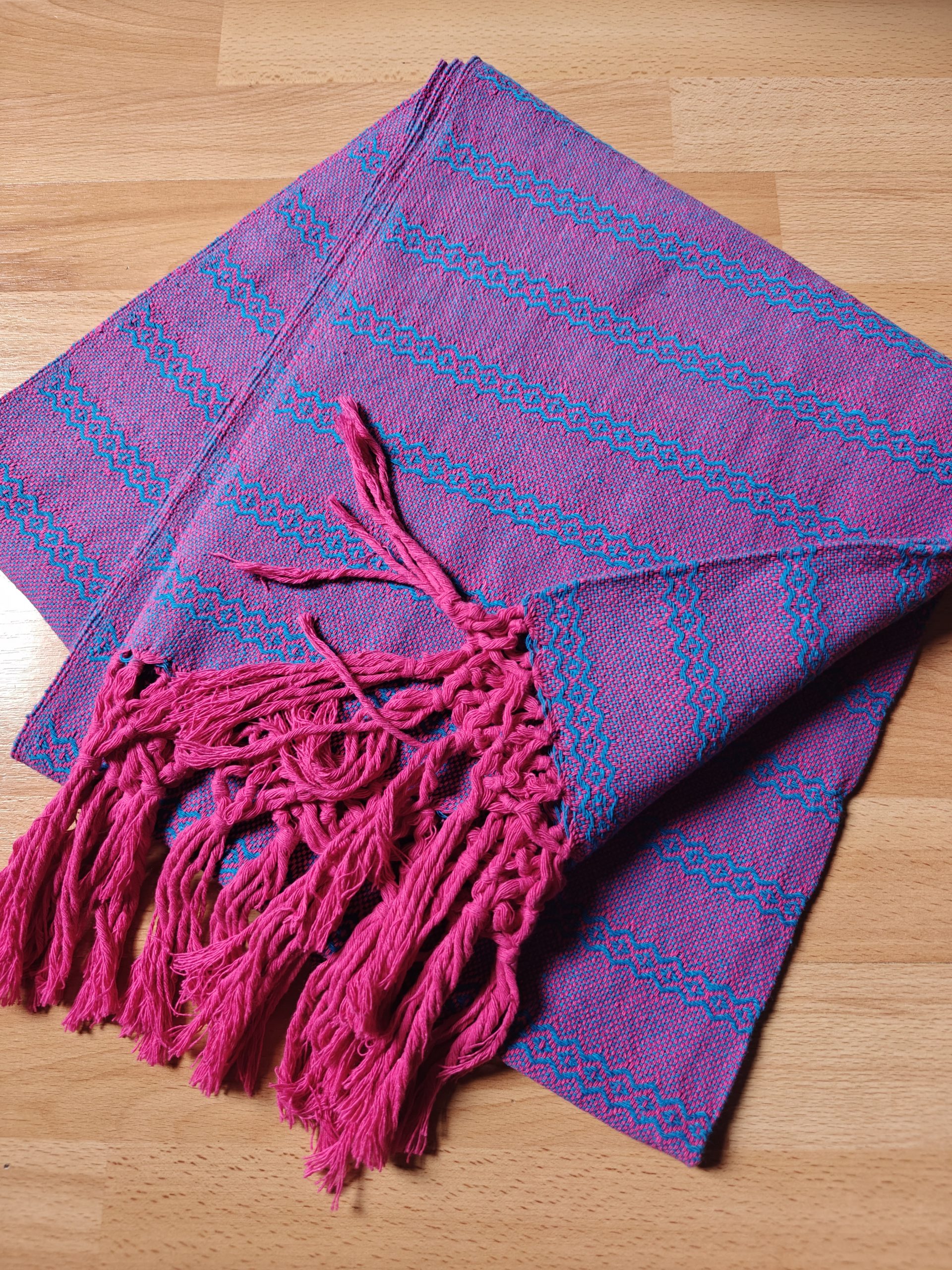 Close Weave Rebozos 3 meter Rhomboid pattern w/ simpler tassels - Image 2
