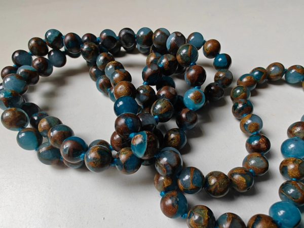 108 bead 8mm Aqua Blue Mosaic Chalcedony Quartz - lower grade - Image 11
