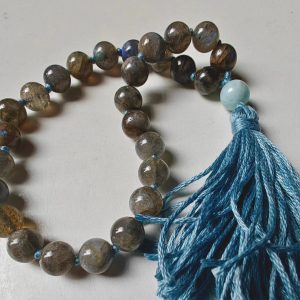 27 bead 8mm Labradorite Mala with Aquamarine Guru Bead