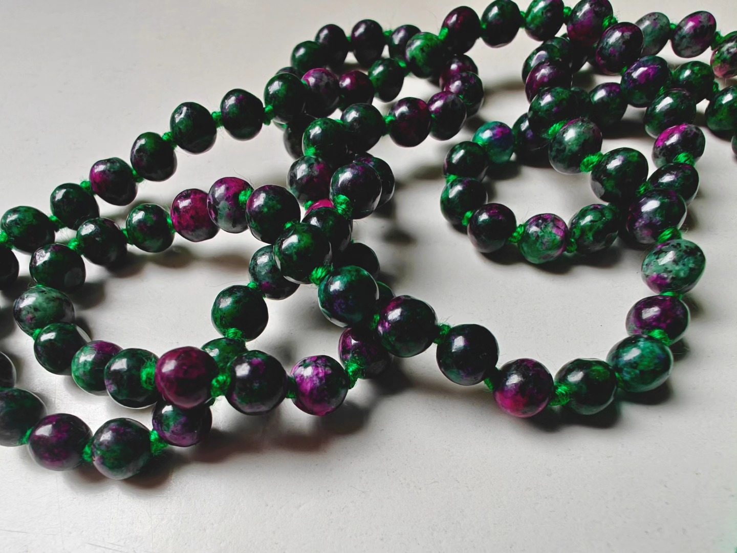 108 bead 6mm Ruby-Zoisite (aka Anyolite) Mala with Faceted Green Agate Guru Bead