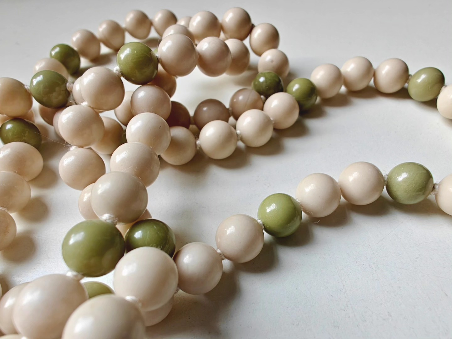 108 bead 8mm Cream Fossil Jasper & Avocado Jasper Mala - Image 6