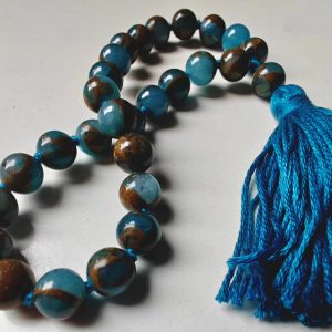 27 bead 8mm Aqua Blue Mosaic Chalcedony Quartz