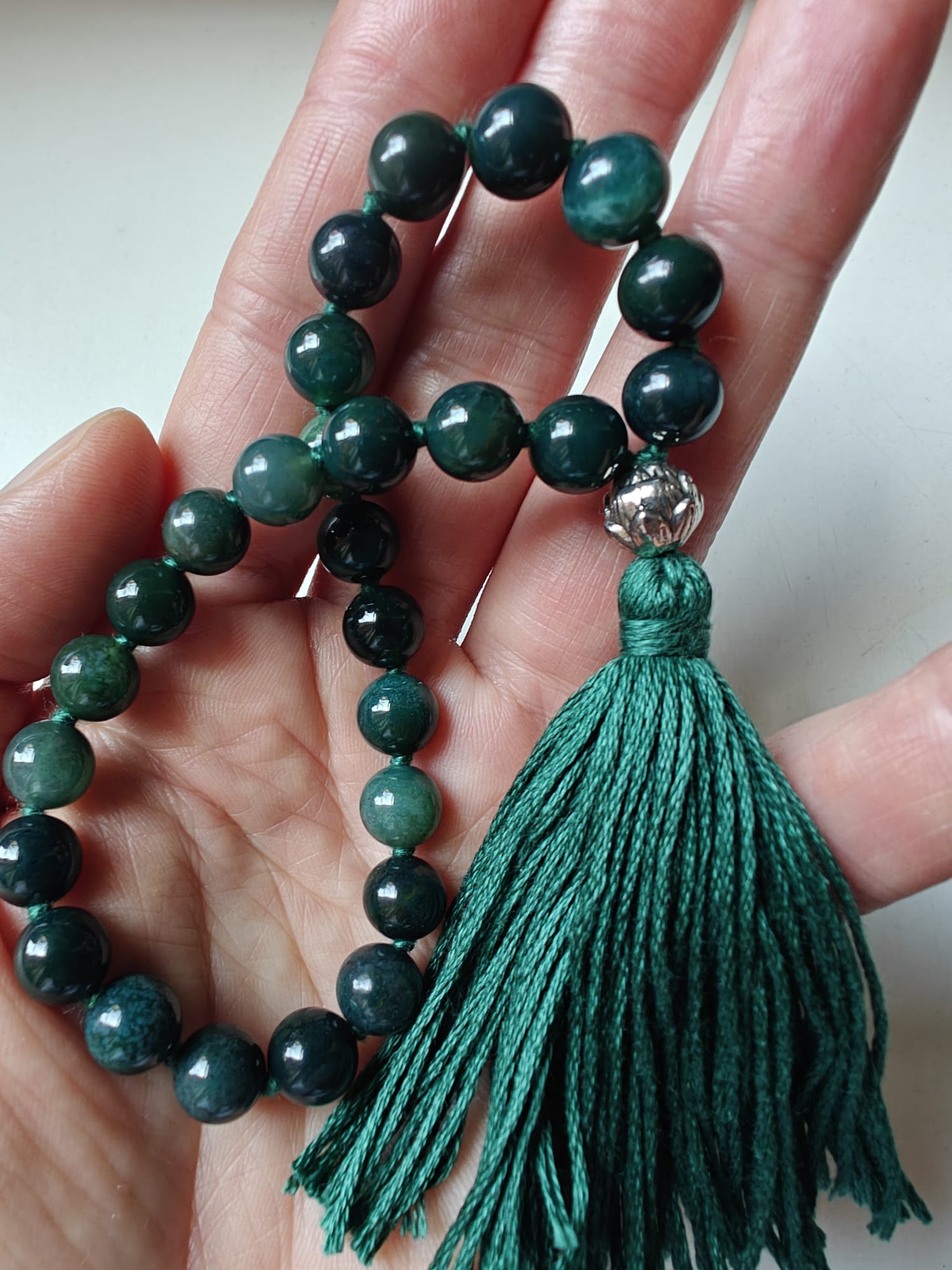 27 bead 8mm opaque Moss Agate Mala with Sterling Silver Lotus Guru Bead - Image 3