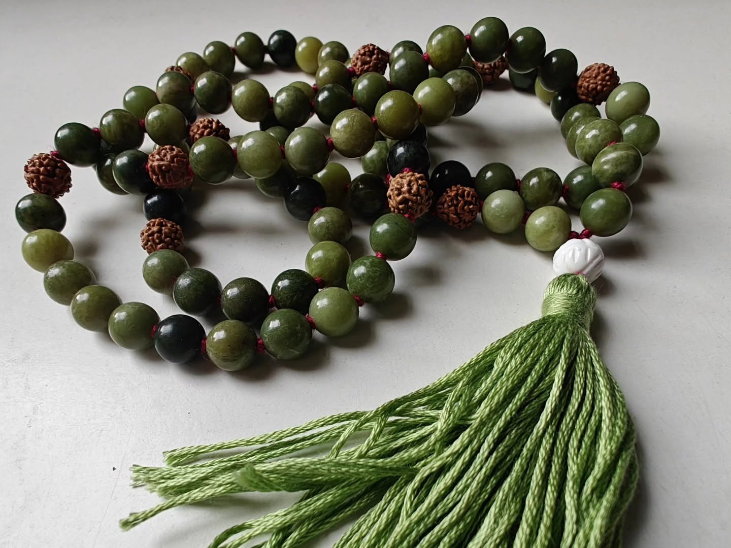 8mm Malaysian Olive Jade & Rudraksha Seed Mala with White Lotus Guru Bead - Image 8