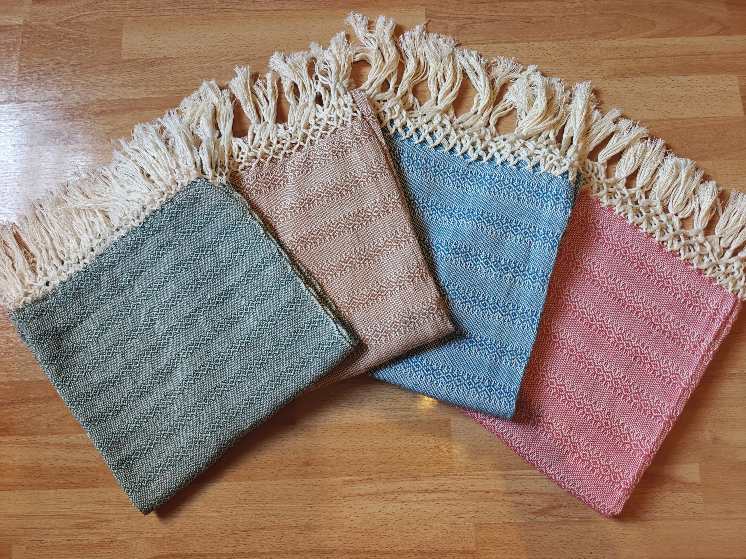 Close Weave Rebozos 2 meter Rhomboid pattern Cream Weft w/ simpler tassels